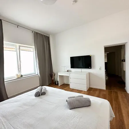 Gemuetliche Wohnung Mit Garten Horn-Bad Meinberg Buitenkant foto