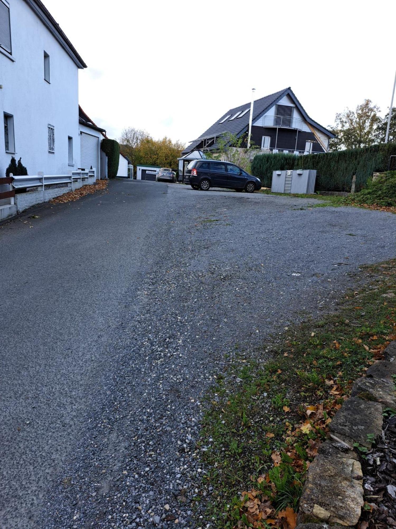 Gemuetliche Mit Garten